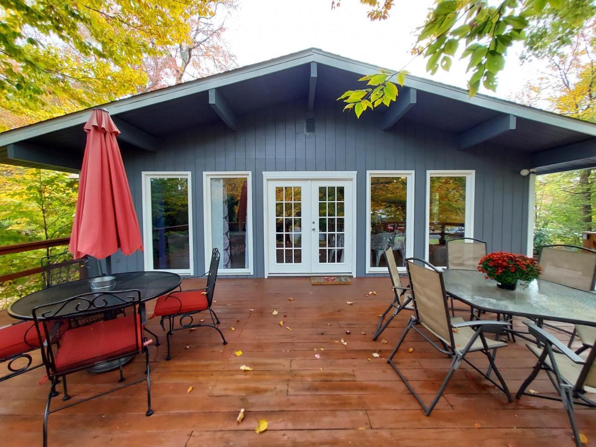 Chic And Stylish Home Hot Tub,4 Bedrooms, Game Movie Room, Firepit, Arcades, Playground On Site 2 Min Walk From Pool And Lake Tobyhanna Dış mekan fotoğraf